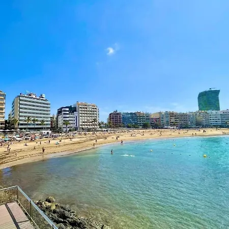 Beachfront Stunning Views