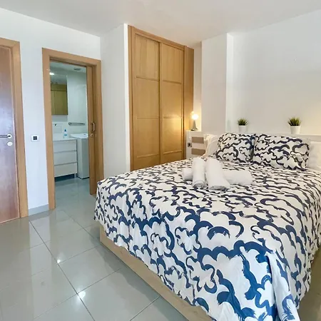 شقة Beachfront Stunning Views *