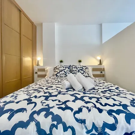 شقة Beachfront Stunning Views