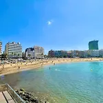 Beachfront Stunning Views