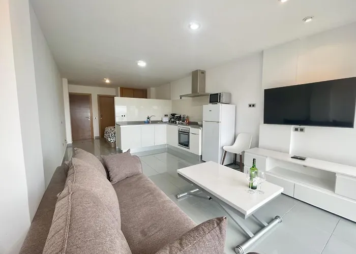 Beachfront Stunning Views 아파트