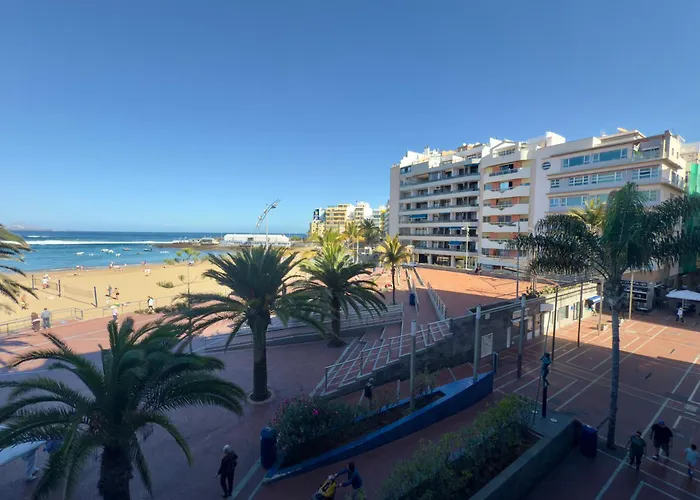 Beachfront Stunning Views 아파트